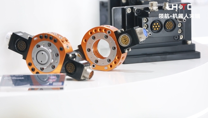 Precision Meets Productivity: Understanding the Role of the Automatic Tool Changer
